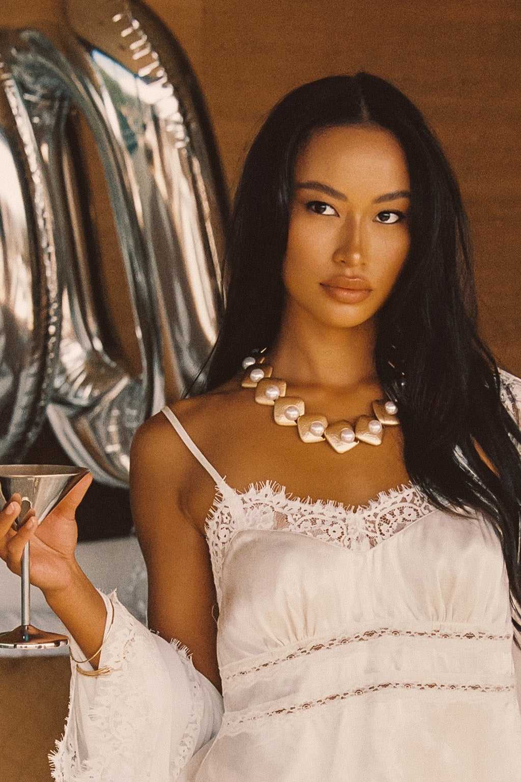 Bloom Pearl Choker